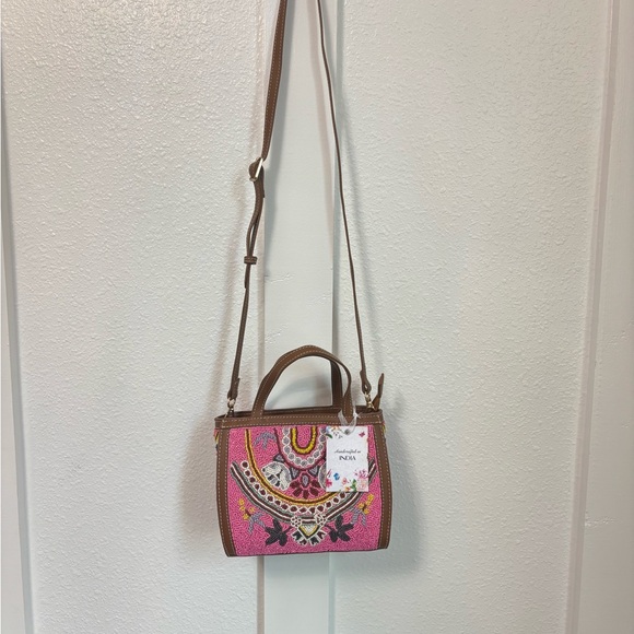NWT Anthropologie Crossbody Bag Pink and Brown with Boho Embroidery - Picture 9 of 11